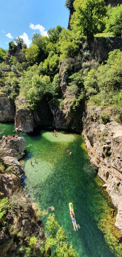 La Grange - Chez Gisi - Fuer Naturliebhaber, Abenteurer Und Geniesser Rocles  外观 照片
